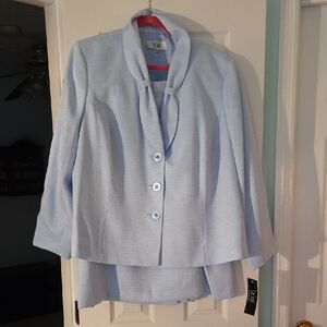 Le Suit Women's Light Blue Blazer